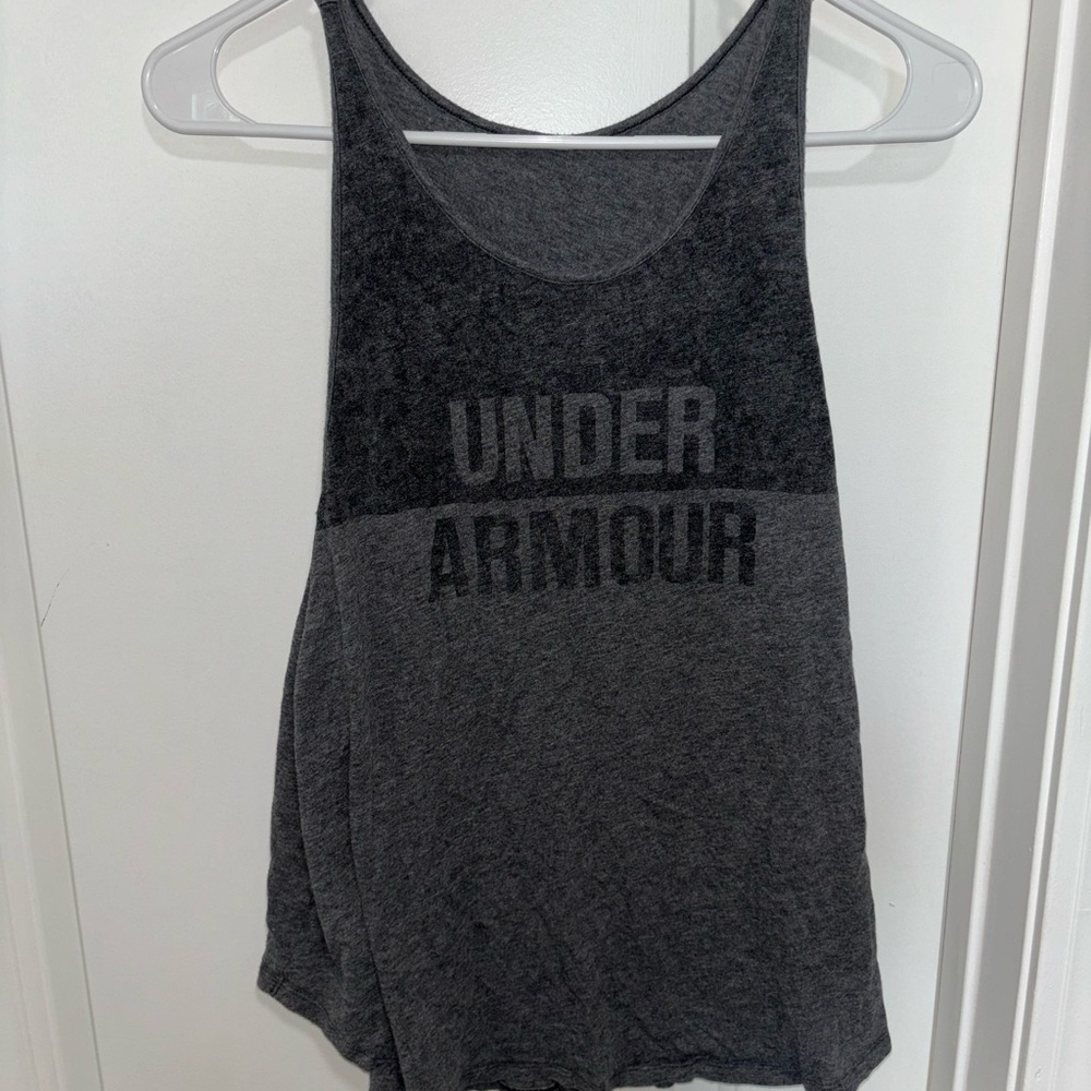 Women’s Under Armour Top